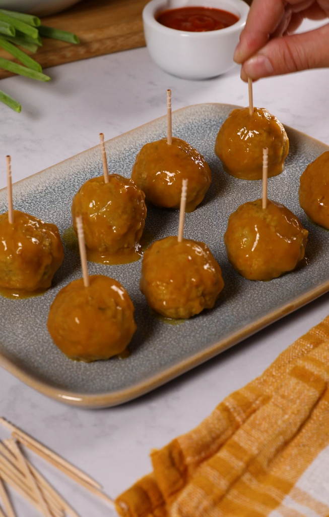 Slow-Cooker Orange-Glazed Turkey Meatballs